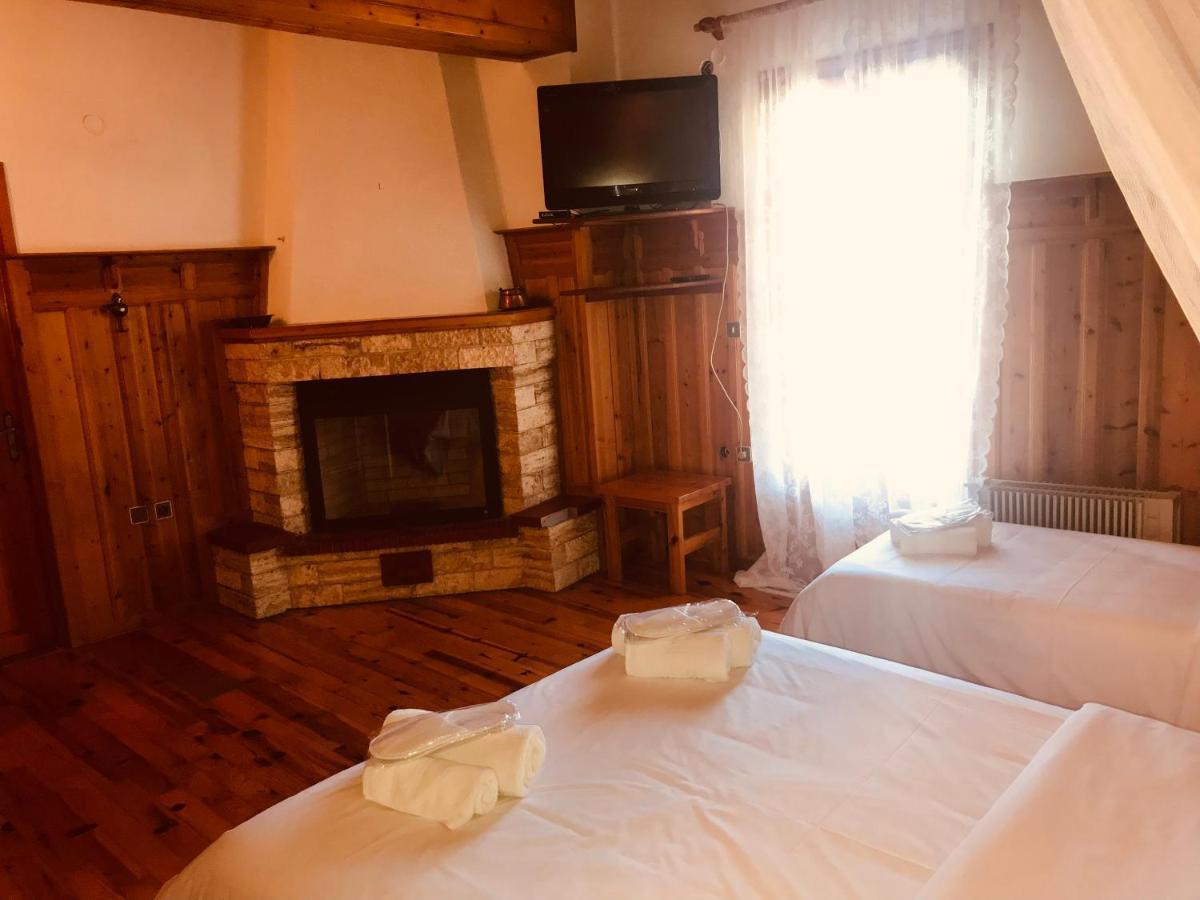 9Mouses Chasiotis Guest House Ampelakia 外观 照片